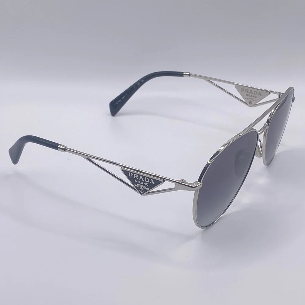 Prada excellent very